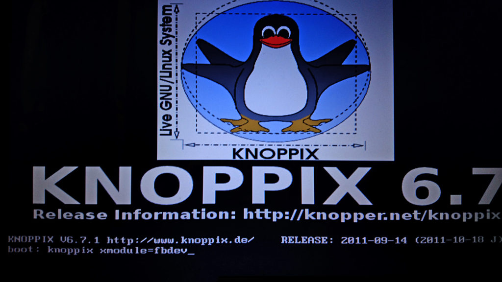 KNOPPIX起動画面